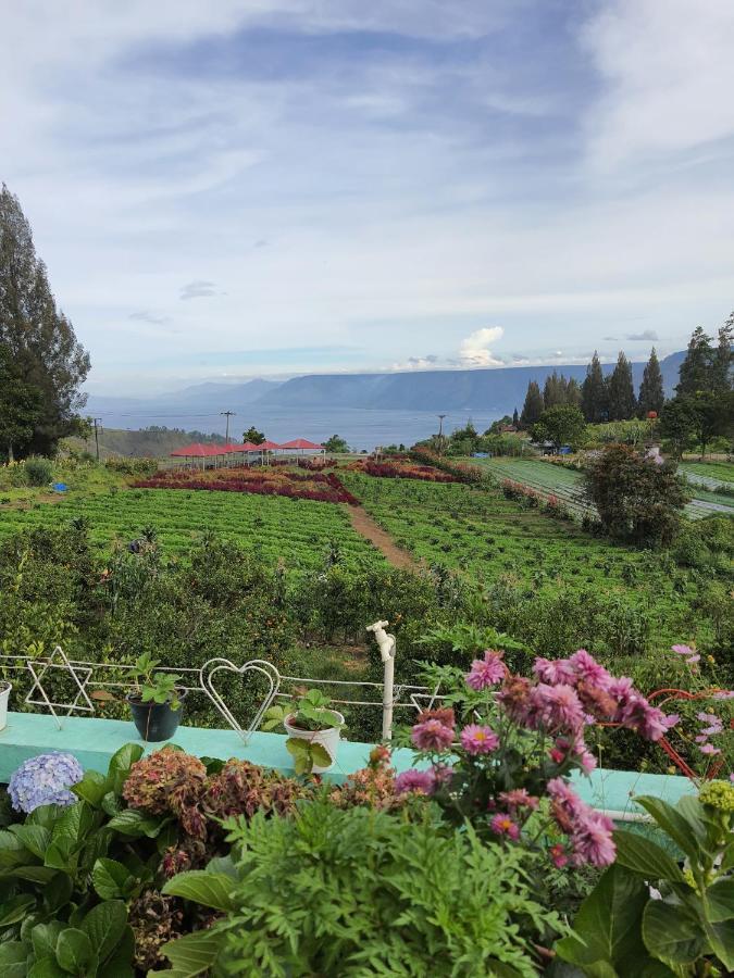 Villa Gunung Mas Berastagi Exteriér fotografie